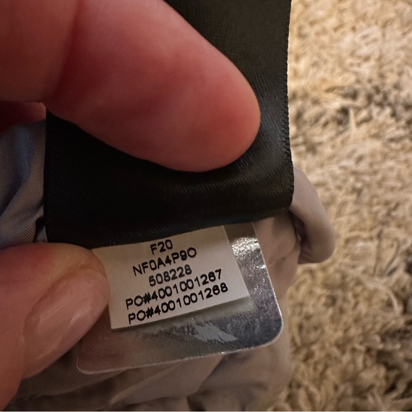 The North Face Youth Thermoball Eco Jacket Color - MELD GREY Youth XL 18/20 - Picture 6 of 10